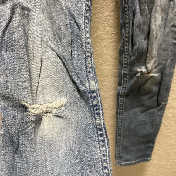 Abercrombie Girls Distressed Jeans 11/12 slim Pull-On Jean Leggings Light Blue - Picture 2 of 11